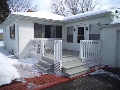 823 W Baxterwood Ln, Janesville, WI 53546 - photo 4