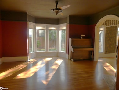 727 N Adams St, Carroll, IA 51401 - photo 6