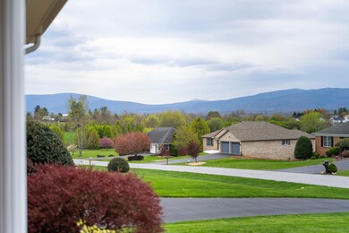 98 Gloucester Rd, Stuarts Draft, VA 24477 - photo 3