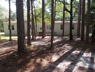 121 Purify Bay Rd, Crawfordville, FL 32327 - photo 2
