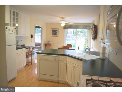 12 N Girard St, Woodbury, NJ 08096 - photo 5