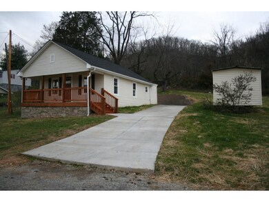 135 Wichita St, Johnson City, TN 37601 - photo 2