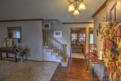 2557 Georgetown Dr, Bartlesville, OK 74006 - photo 7