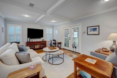 1034 W 42nd St, Houston, TX 77018 - photo 7