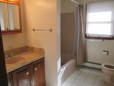 42 2nd St, Manchester, NH 03102 - photo 5