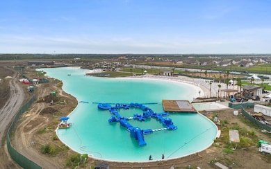 1026 S Oakhurst Dr, Dayton, TX 77535 - photo 7