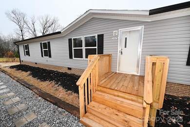 3325 37th Ave NE, Hickory, NC 28601 - photo 2