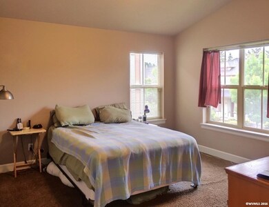 Vaulted ceiling in master bedroom