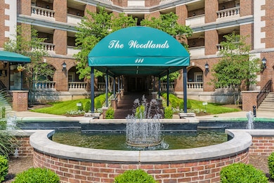 The Woodlands unit 509, Lexington, KY 40502 - photo 2