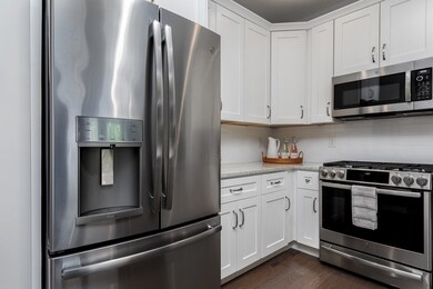 443 Essex St unit 201, Swampscott, MA 01907 - photo 5