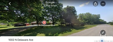 1002 N Delaware St, Chouteau, OK 74337 - photo 6
