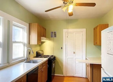 51 W Homestead Ave unit 1, Palisades Park, NJ 07650 - photo 6