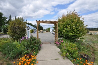 30721 Webster Rd E, Eatonville, WA 98328 - photo 7