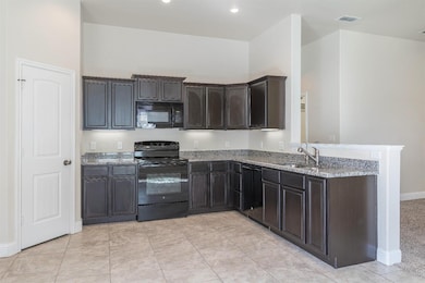 11208 Clinton Ave, Lubbock, TX 79424 - photo 5