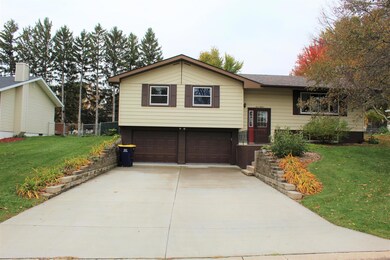 715 4th Ave NW, Plainview, MN 55964 - photo 5