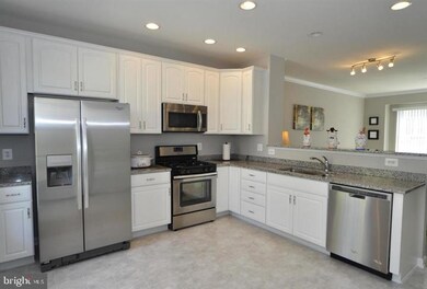 42796 Flannigan Terrace, Chantilly, VA 20152 - photo 4