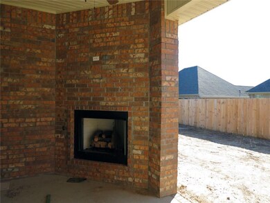 1421 Colonel Bass Ln, Prairie Grove, AR 72753 - photo 7