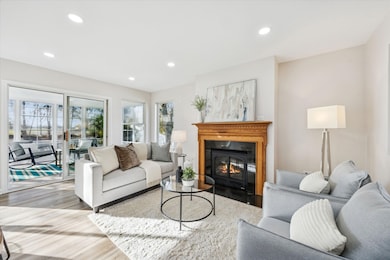 1987 Baldwin Way, Bolingbrook, IL 60490 - photo 6