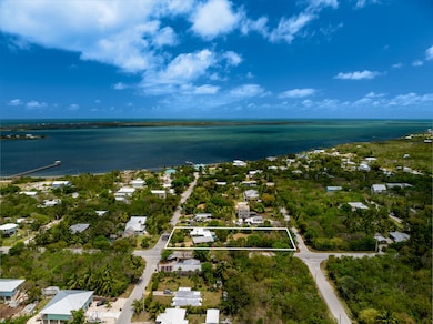 Aerial lot line approx. 1