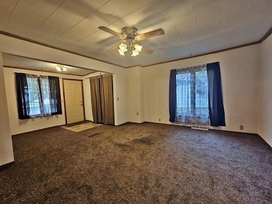 717 E Blodgett St, Marshfield, WI 54449 - photo 4