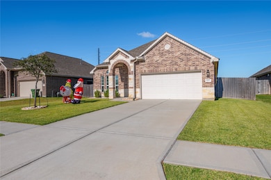 14143 Medina Dr, Baytown, TX 77523 - photo 2