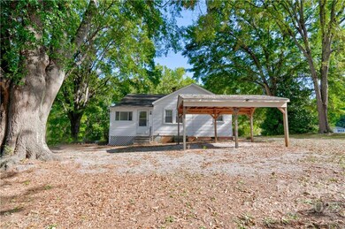 421 Dellinger Rd, Shelby, NC 28152 - photo 7