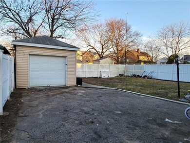 30 Woodbine St, Cranston, RI 02910 - photo 4