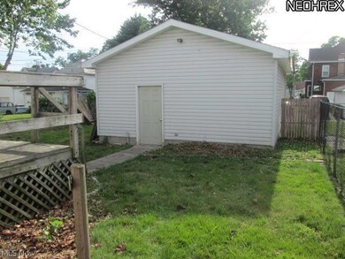 341 Mcclain Ave, Coshocton, OH 43812 - photo 2