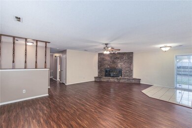 905 NW A St, Bentonville, AR 72712 - photo 6