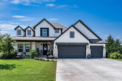 10061 Red Fox Dr, Edmond, OK 73025 - photo 2