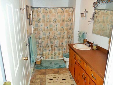 Master Bath/Spa.