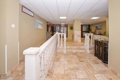 Lobby Photos PC