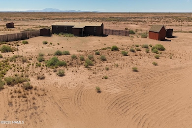 5797 Hunt Rd, Winslow, AZ 86047 - photo 5