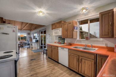 29300 SE 472nd St, Enumclaw, WA 98022 - photo 7