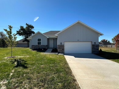 1161 N Maxine Ave, Nixa, MO 65714 - photo 2