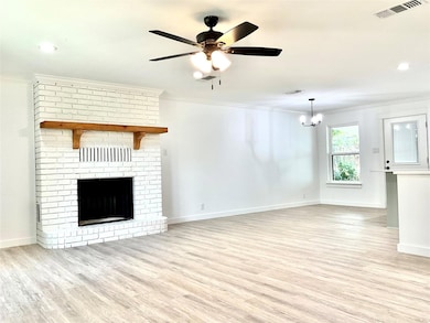 1720 W Washington St, Denison, TX 75020 - photo 4