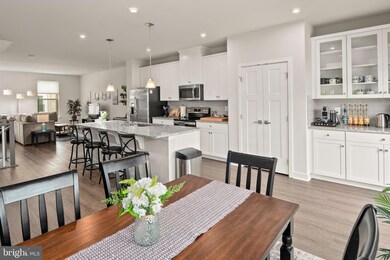 1736 Mill Branch Dr, Laurel, MD 20708 - photo 6