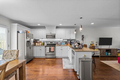 12-P1324958