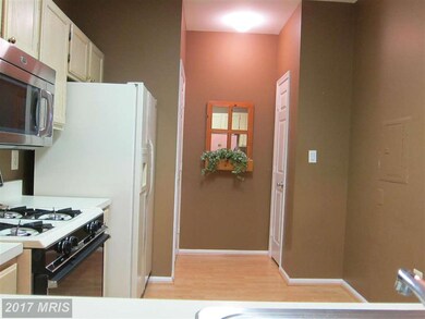 9217 Groffs Mill Dr unit 9217, Owings Mills, MD 21117 - photo 7