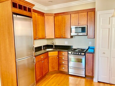 44 Charter St unit 4, Boston, MA 02113 - photo 3