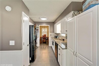 14311 W 65th St, Shawnee, KS 66216 - photo 4