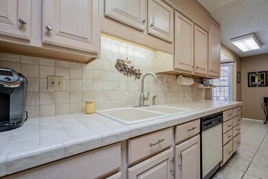 17284 N Del Webb Blvd, Sun City, AZ 85373 - photo 3