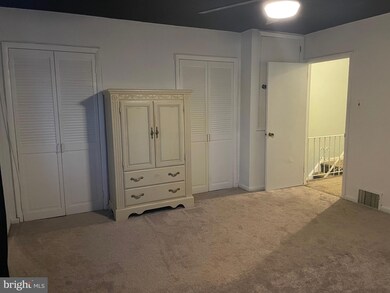 2854 Tremont St, Philadelphia, PA 19136 - photo 6