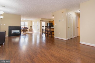 619 Admiral Dr unit 303, Annapolis, MD 21401 - photo 2