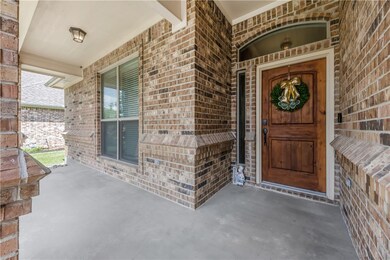8305 Raintree Dr, College Station, TX 77845 - photo 2