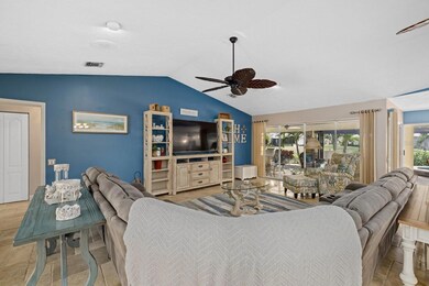 414 Devonshire Ln, Venice, FL 34293 - photo 7