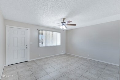 2030 E Alder Cir-5