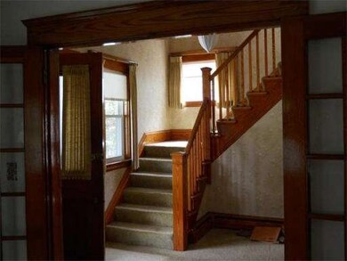 55 Daniels St, Hopedale, MA 01747 - photo 4