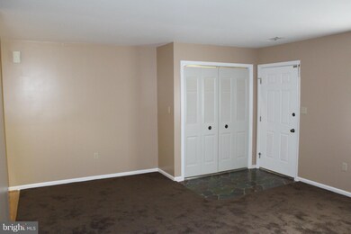18008 Putter Dr, Hagerstown, MD 21740 - photo 5