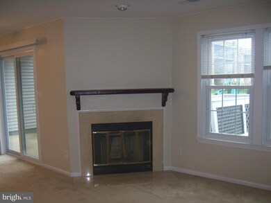 4052A Grays Pointe Rd unit A, Fairfax, VA 22033 - photo 6